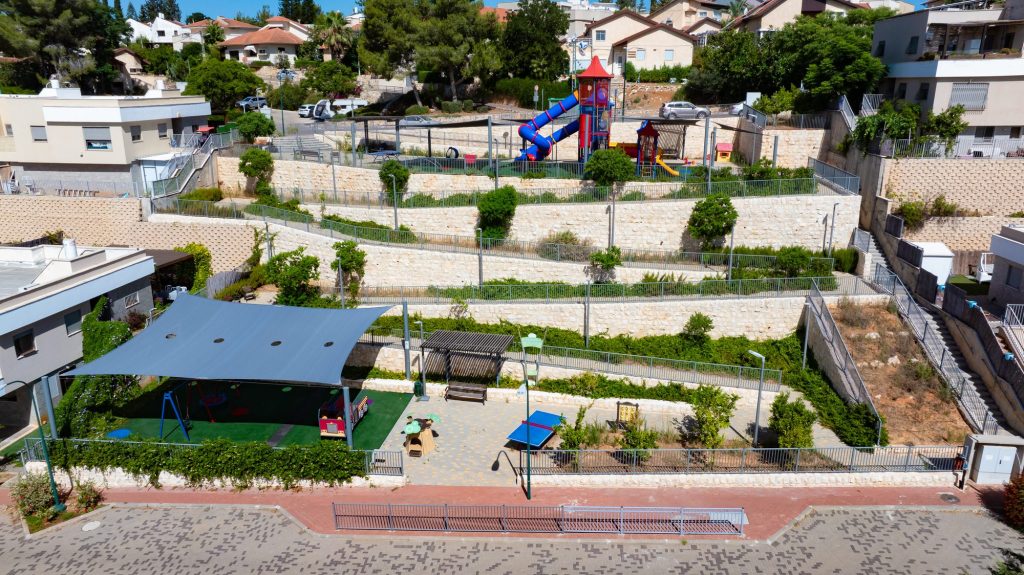 פיתוח שכונה ושביל אופניים — תמונה 1